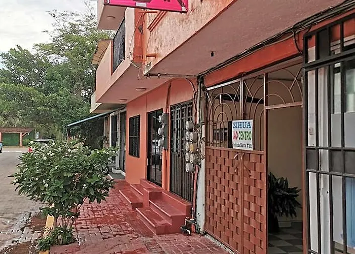Casa Lao Centro Zihuatanejo